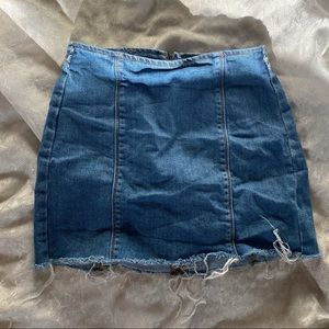 PacSun ripped skirt size 23